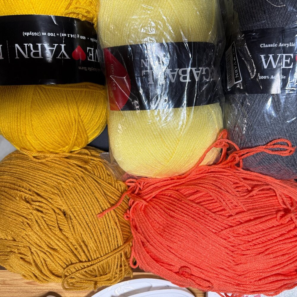Hobbii We Heart Yarn | Medium 4 | Multi-Color Stash Lot |‎ 5-Skein Lot